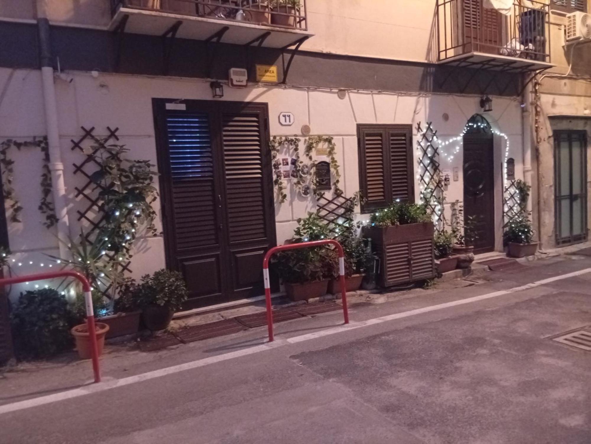 Casa Emilia Apartment - Palermo — Photos 2